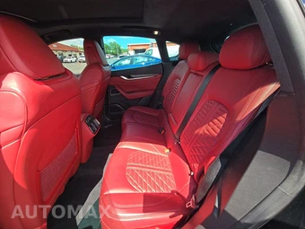 2021 Maserati Levante GranSport – miniatura 13