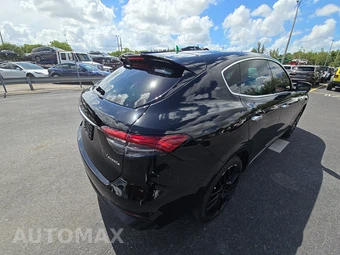 2021 Maserati Levante GranSport – miniatura 4