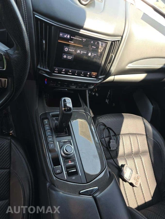 2021 Maserati Levante GranSport - miniatura 10
