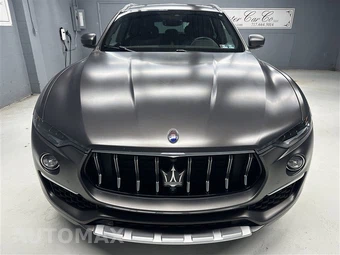 2021 Maserati Levante S GranLusso - miniatura 9