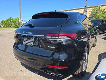 2021 Maserati Levante - miniatura 3