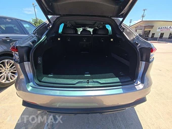 2021 Maserati Levante – miniatura 11