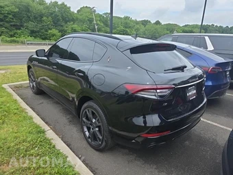 2021 Maserati Levante – miniatura 6