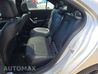 2021 Mercedes-Benz A 220 4MATIC - miniatura 10