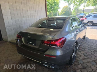 2021 Mercedes-Benz A 220 4MATIC - miniatura 3