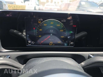 2021 Mercedes-Benz A 220 - miniatura 6