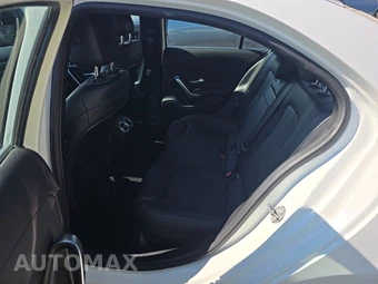 2021 Mercedes-Benz A 220 – miniatura 13