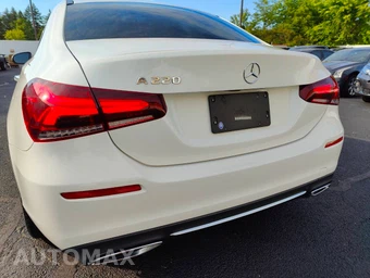 2021 Mercedes-Benz A 220 - miniatura 26