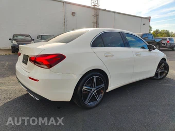 2021 Mercedes-Benz A 220 - miniatura 4