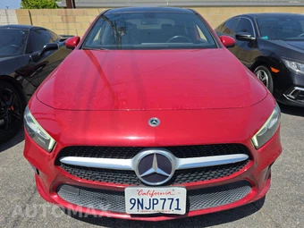 2021 Mercedes-Benz A 220 – miniatura 2