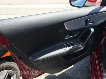 2021 Mercedes-Benz A 220 – miniatura 9