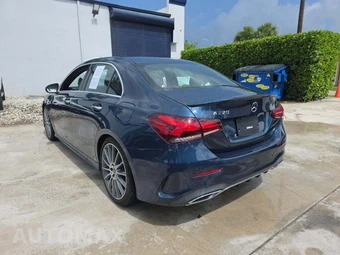 2021 Mercedes-Benz A 220 - miniatura 2