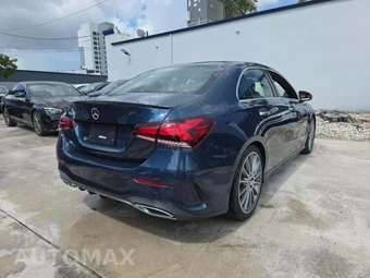 2021 Mercedes-Benz A 220 - miniatura 3