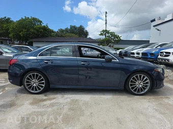 2021 Mercedes-Benz A 220 - miniatura 4