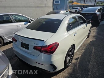 2021 Mercedes-Benz AMG A 35 4MATIC - miniatura 4