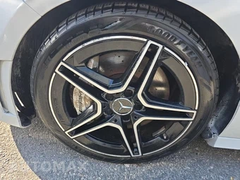 2021 Mercedes-Benz AMG A 35 4MATIC - miniatura 8