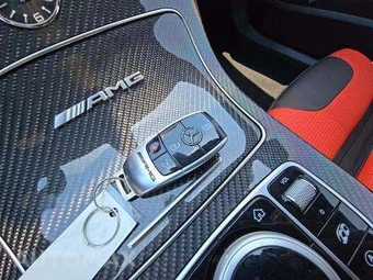 2021 Mercedes-Benz AMG C 63 S Sedan - miniatura 9