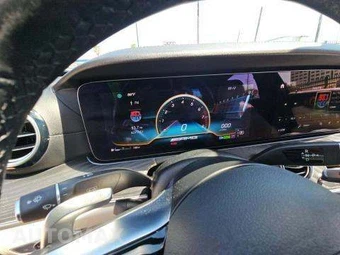 2021 Mercedes-Benz AMG E 53 4MATIC Sedan - miniatura 10