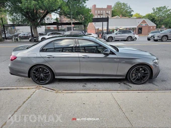 2021 Mercedes-Benz AMG E 53 4MATIC Sedan - miniatura 4