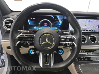 2021 Mercedes-Benz AMG E 53 4MATIC Sedan - miniatura 10