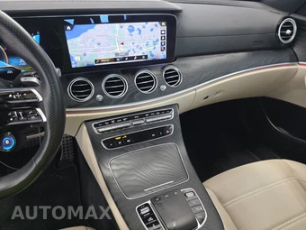 2021 Mercedes-Benz AMG E 53 4MATIC Sedan - miniatura 11