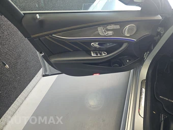 2021 Mercedes-Benz AMG E 63 S 4MATIC Sedan - miniatura 9