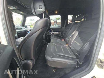 2021 Mercedes-Benz AMG G 63 4MATIC - miniatura 13