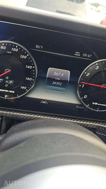 2021 Mercedes-Benz AMG G 63 4MATIC - miniatura 17