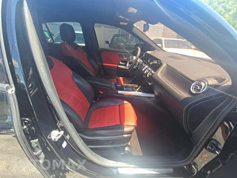 2021 Mercedes-Benz AMG GLA 35 4MATIC – miniatura 18