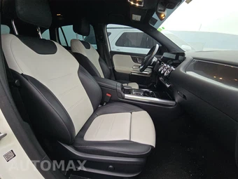 2021 Mercedes-Benz AMG GLA 45 4MATIC – miniatura 8