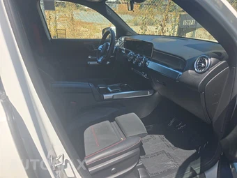2021 Mercedes-Benz AMG GLB 35 4MATIC - miniatura 8
