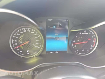 2021 Mercedes-Benz AMG GLC 43 4MATIC – miniatura 9