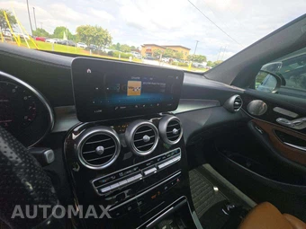 2021 Mercedes-Benz AMG GLC 43 4MATIC – miniatura 10
