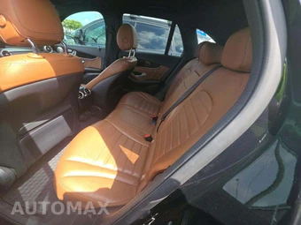 2021 Mercedes-Benz AMG GLC 43 4MATIC – miniatura 13