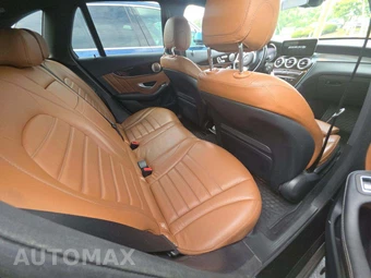 2021 Mercedes-Benz AMG GLC 43 4MATIC – miniatura 16