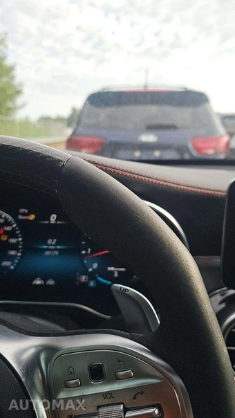 2021 Mercedes-Benz AMG GLC 63 S - miniatura 19