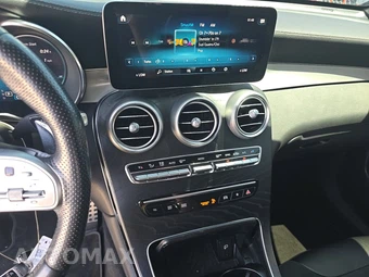 2021 Mercedes-Benz AMG GLC 63 - miniatura 11