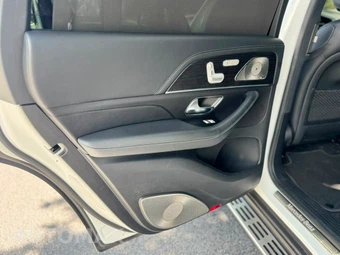 2021 Mercedes-Benz AMG GLS 580 4MATIC - miniatura 31