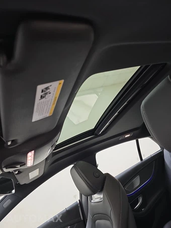 2021 Mercedes-Benz AMG GT 43 4MATIC Sedan - miniatura 17