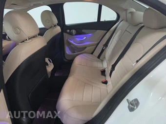 2021 Mercedes-Benz C 300 4MATIC Sedan - miniatura 13