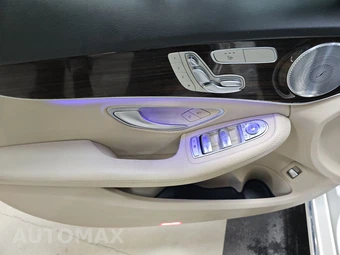 2021 Mercedes-Benz C 300 4MATIC Sedan - miniatura 9