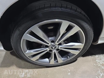 2021 Mercedes-Benz C 300 4MATIC Sedan - miniatura 10