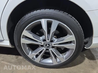 2021 Mercedes-Benz C 300 4MATIC Sedan - miniatura 11