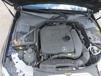 2021 Mercedes-Benz C 300 Sedan - miniatura 31