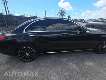 2021 Mercedes-Benz C 300 Sedan - miniatura 5
