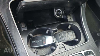 2021 Mercedes-Benz C 300 Sedan - miniatura 18