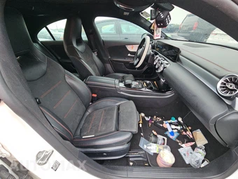 2021 Mercedes-Benz CLA 250 4MATIC - miniatura 8