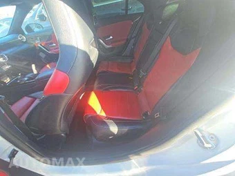 2021 Mercedes-Benz CLA 250 4MATIC - miniatura 13