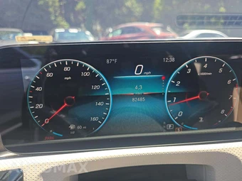 2021 Mercedes-Benz CLA 250 – miniatura 9