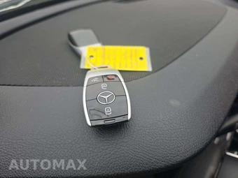 2021 Mercedes-Benz E 350 4MATIC Sedan - miniatura 8